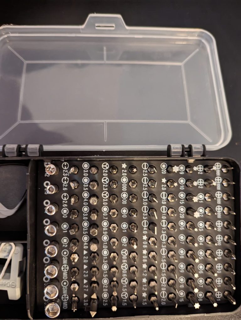 When I saw the price I wasn’t expecting much, but the quality shocked me. The metal bits are solid, not those cheap ones that bend after one use. I opened my PS4 and controller without any stress. The flexible extension helped me reach screws I never knew existed. If you love gadgets, just buy this set — you won’t regret it. Mr. Charles Phc ⭐⭐⭐⭐⭐