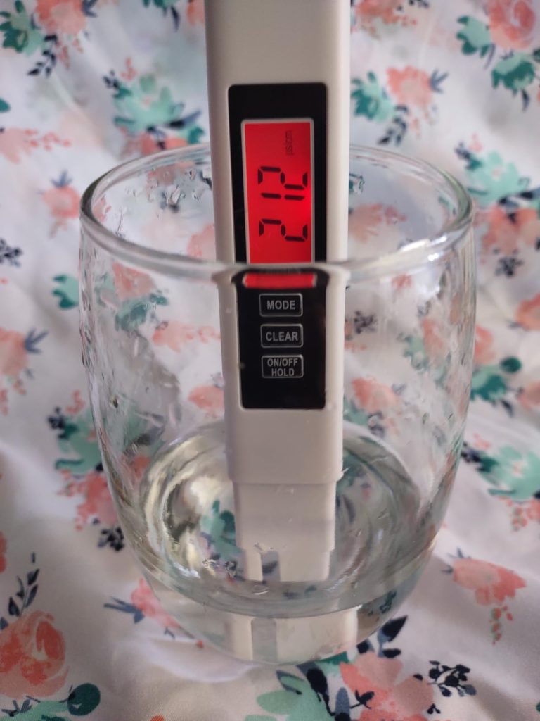 This is especially helpful when traveling and drinking water at various restaurants and other places. It really does work and is an eye opener. It helps train you to drink water in certain places only since not all locations care about what you drink. Mrs Ruth Edo sate ⭐⭐⭐⭐